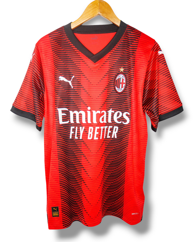 AC Milan 2023/2024 Home Shirt (M)