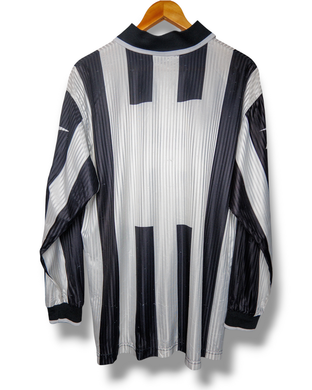 Besiktas JK 1999/2000 Thuis Shirt (L)