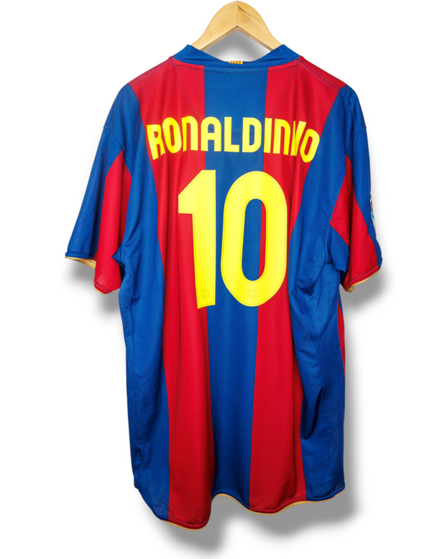Barcelona 2007/2008 Home Shirt Ronaldinho #10 (XXL)