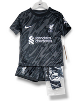 Liverpool 2024/2025 Keeper Shirt (85)