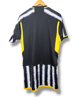 Juventus 2023/2024 Heimtrikot (L)