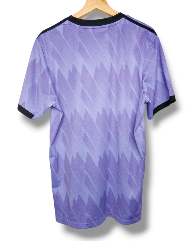 Real Madrid 2022/2023 Away Shirt (L)