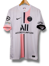 PSG 2021/2022 Away Shirt Mbappé #7 (M)