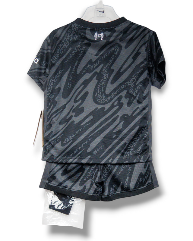Liverpool 2024/2025 Keeper Shirt (85)