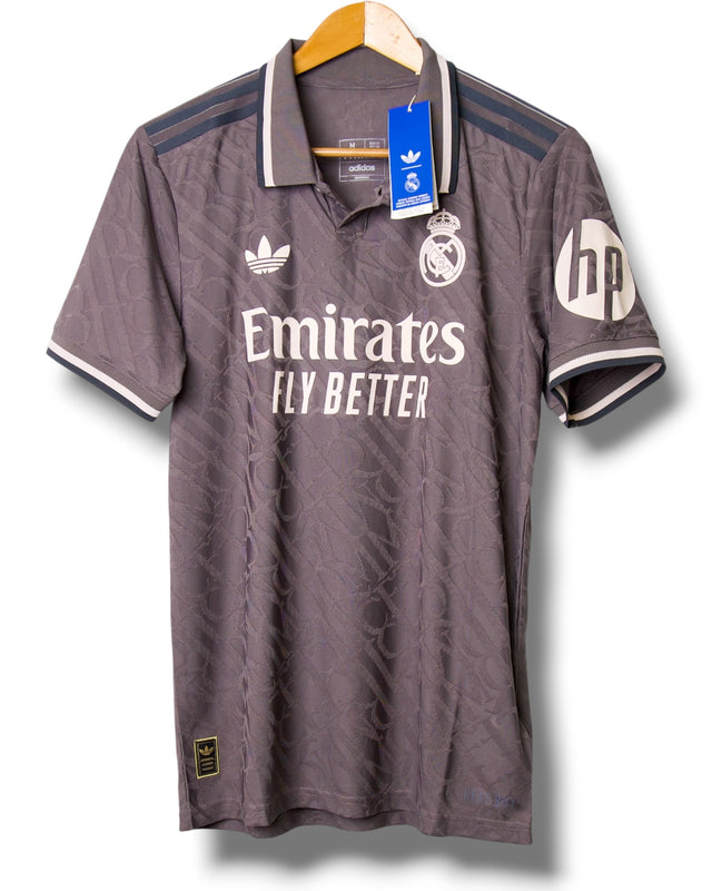 Real Madrid 2024/2025 Drittes Trikot (L)