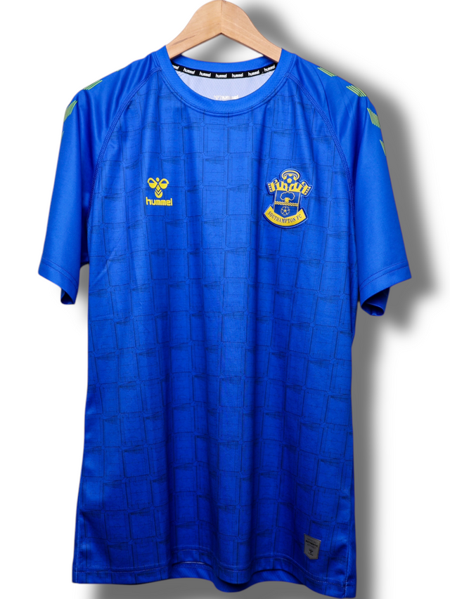 Southampton 2021/2022 Training Shirt (L)