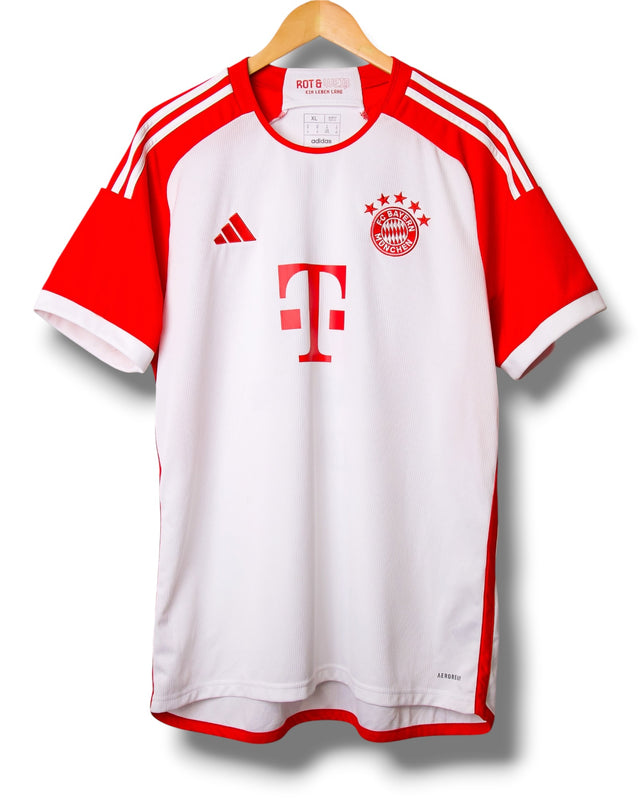 Bayern Munich 2023/2024 Home Shirt Coman #11 (XL)