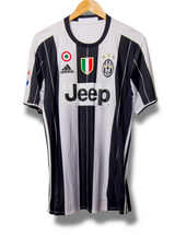 Juventus 2016/2017 Home Shirt Claudio Marchisio #8 (M)