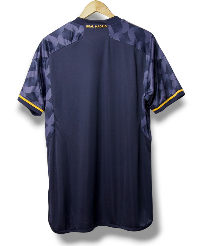 Real Madrid 2023/2024 Away Shirt (L)