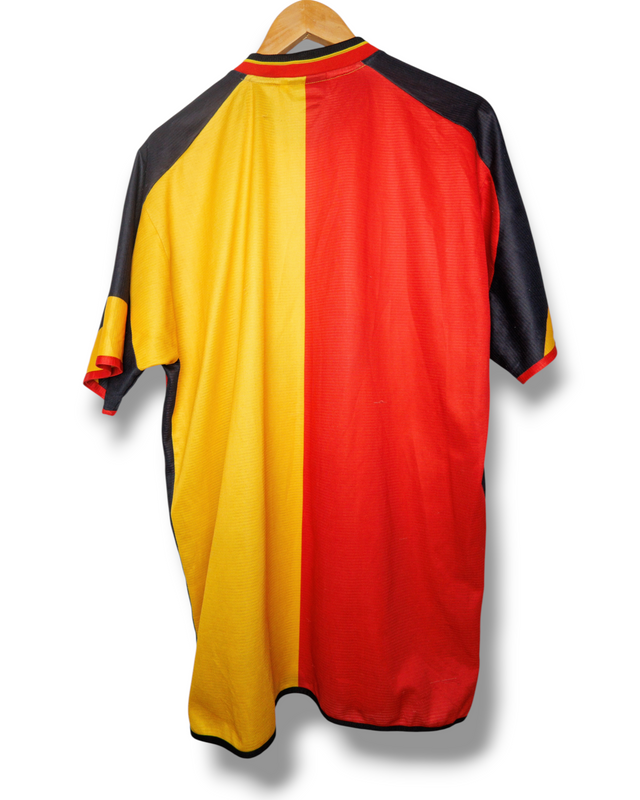 Galatasaray 2001/2002 Thuis Shirt (L)