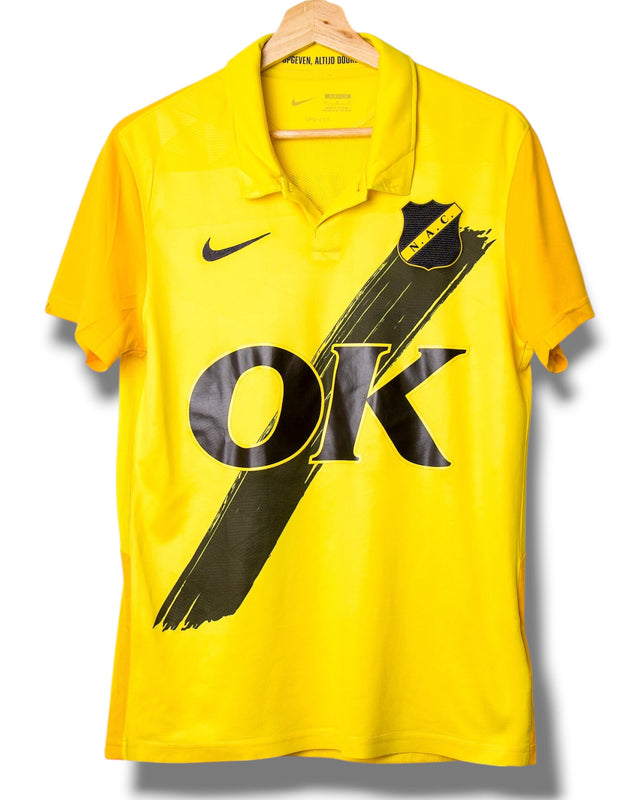 NAC Breda 2022/2023 Home Shirt (M)
