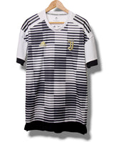 Juventus 2017/2018 Pre match Shirt (M)