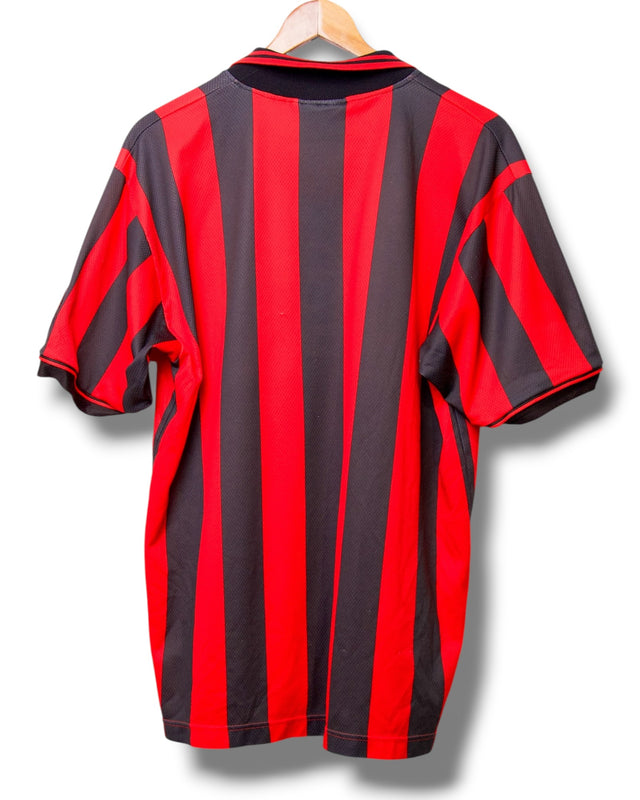 AC Milan 1996/1997 Home Shirt (XL)