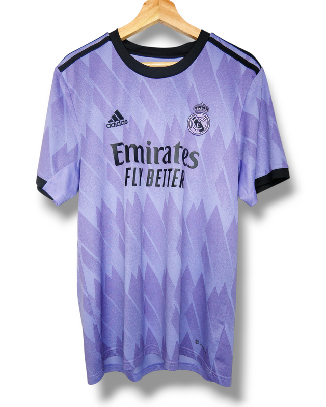 Real Madrid 2022/2023 Away Shirt (L)
