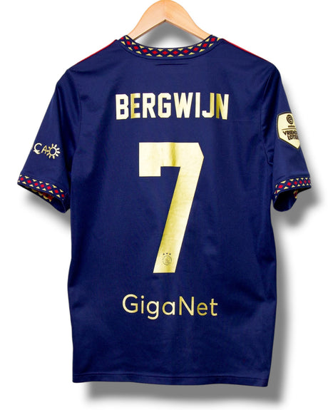 Ajax 2022/2023 Auswärtstrikot Bergwijn #7 (176)