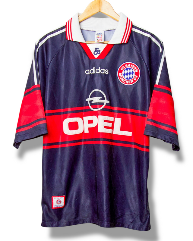 Bayern Munich 1997/1998 Home Shirt Elber #9 (M)