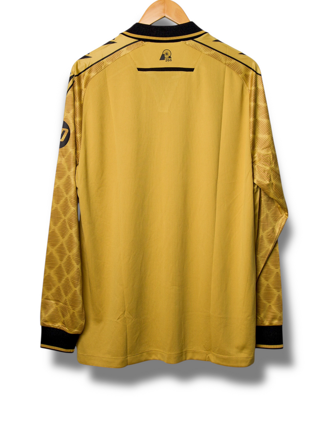 Wrexham 2024/2025 3. Trikot (L)