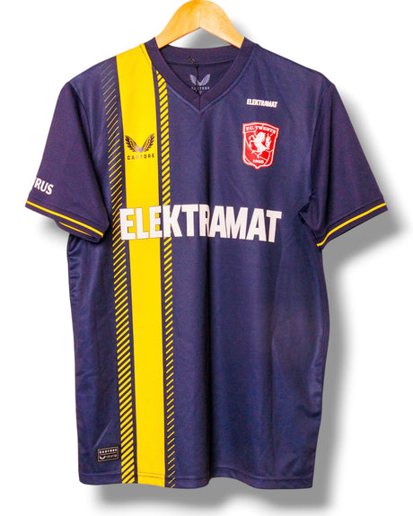 FC Twente 2023/2024 Uit Shirt Vlap #18 (S)