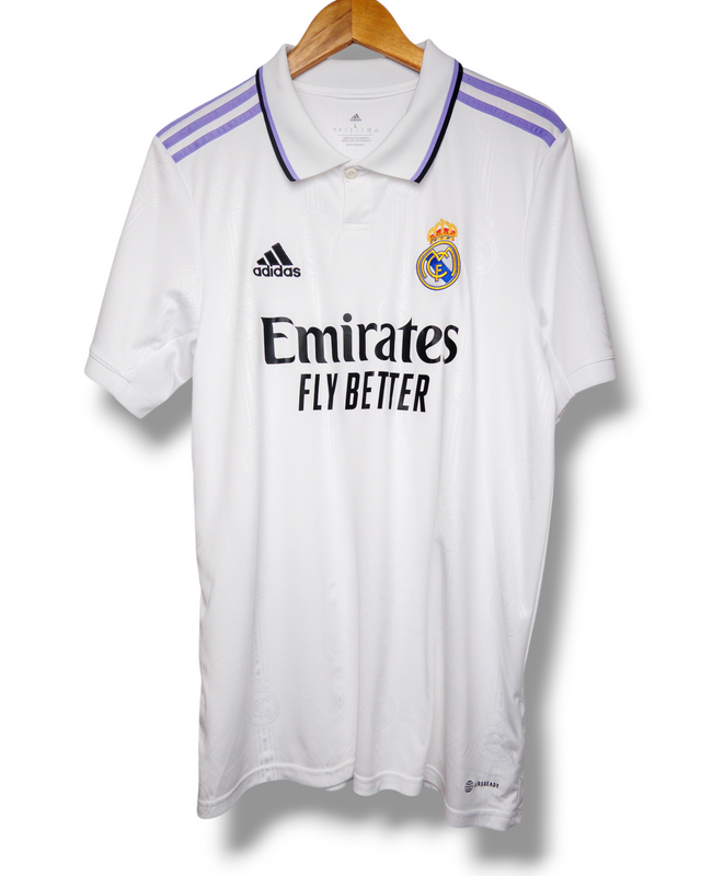 Real Madrid 2022/2023 Heimtrikot (L)