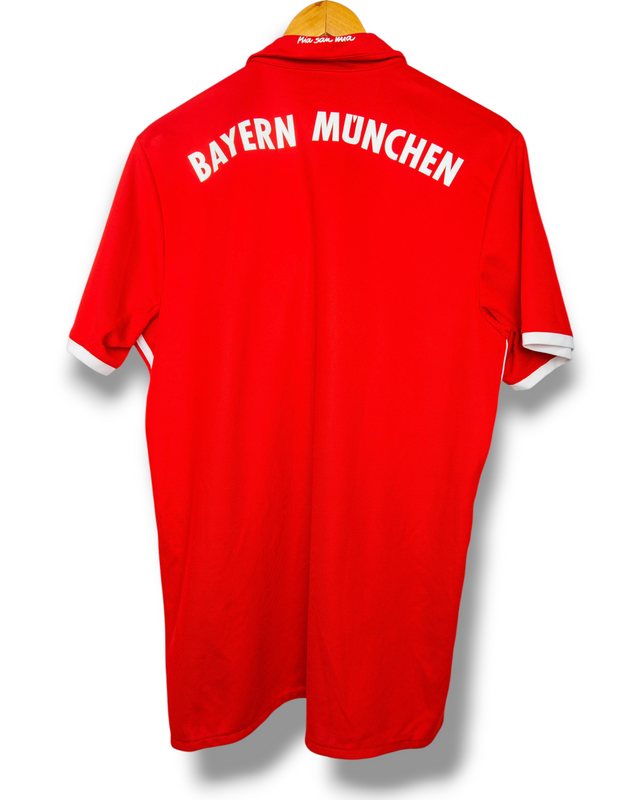 Bayern Munich 2016/2017 Home Shirt (L)