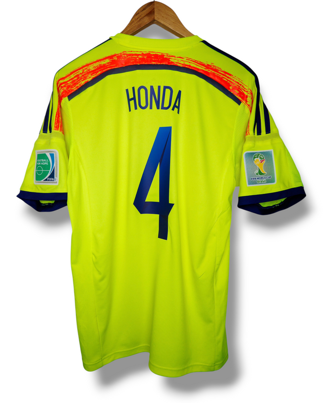 Japan 2014 Away Shirt Honda #4 (M)