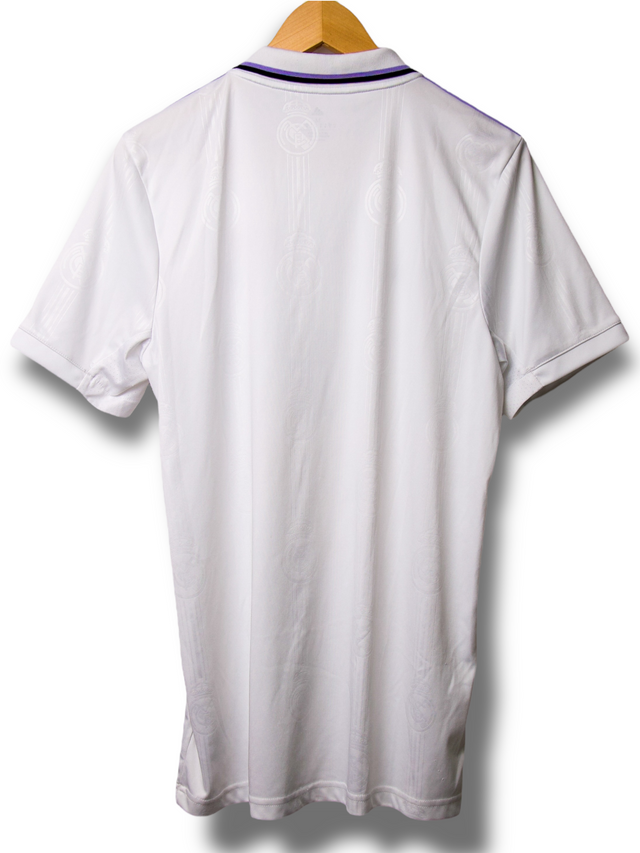 Real Madrid Heimtrikot 2022/2023 (Größe M)