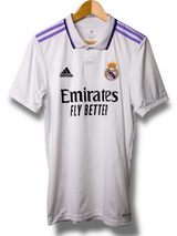 Real Madrid Heimtrikot 2022/2023 (Größe M)